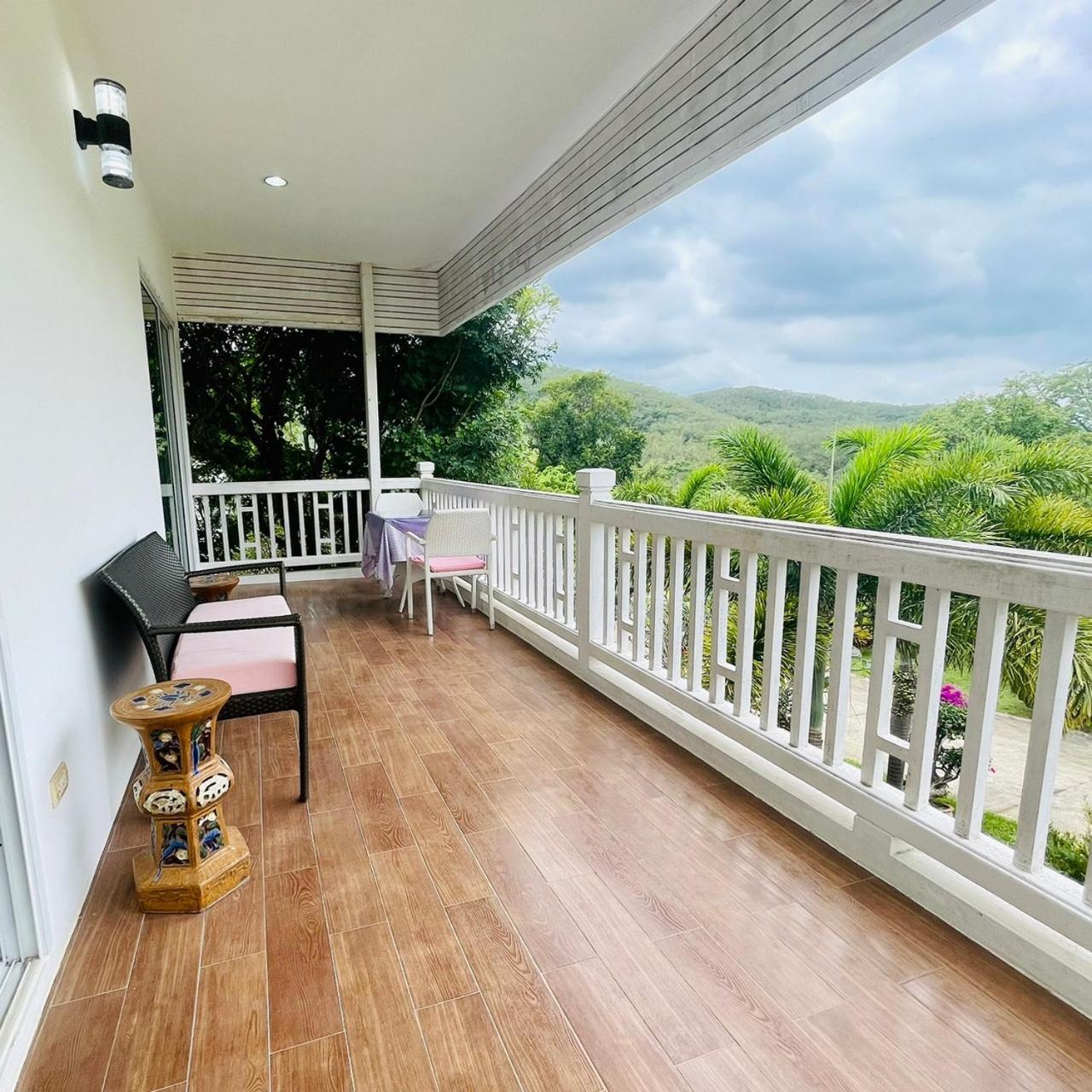 Hotel Baan Ing Khao Pak Chong Zewnętrze zdjęcie