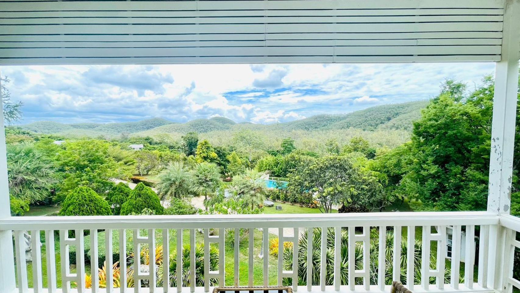 Hotel Baan Ing Khao Pak Chong Zewnętrze zdjęcie